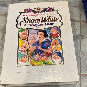 Snow White and the Seven Dwarfs Deluxe Edition